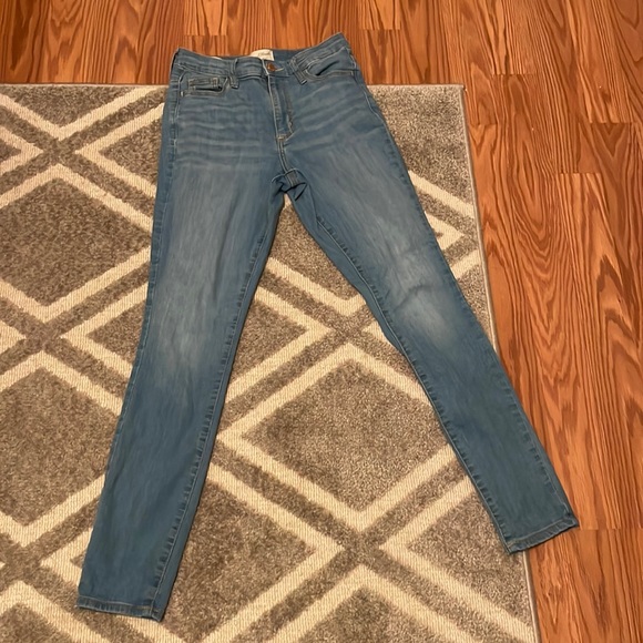 Universal thread, jeans - Picture 1 of 3